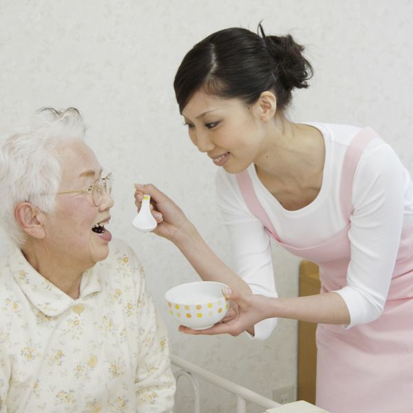 ヘルパーの求人を稲城でお探しなら当社までご連絡ください